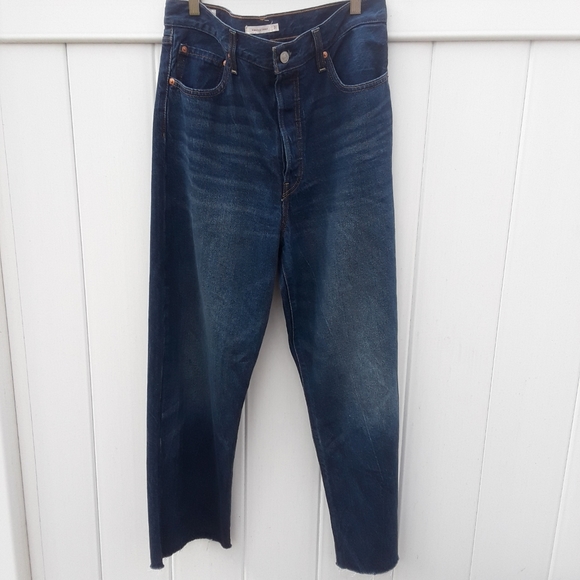 Levi's Denim - Levi's Ribcage Ridged Size 31 Dark Wash Raw Hem Premium Jeans Button Fly